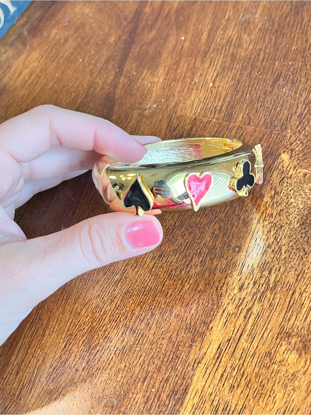 Hinged bangle bracelet gold tone playing cards suit heart spade diamond club